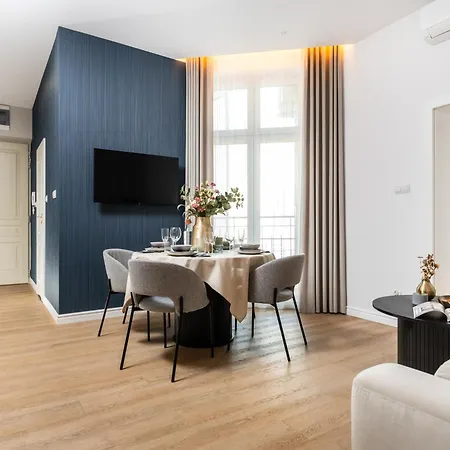 アパート 2x Perfect Old Town 5min Main Market Square Ac Wifi Parking Balcony