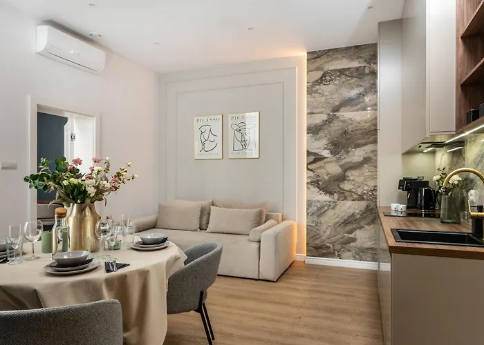 2x Perfect Old Town 5min Main Market Square Ac Wifi Parking Balcony