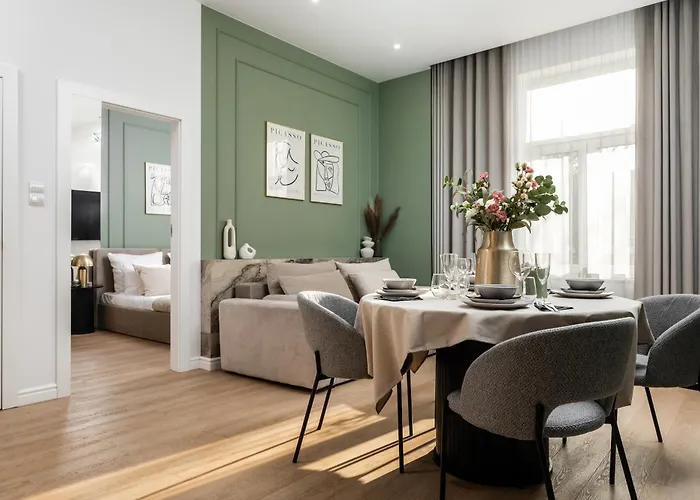 2x Perfect Old Town 5min Main Market Square Ac Wifi Parking Balcony *