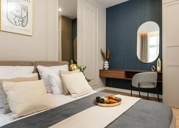 アパート 2x Perfect Old Town 5min Main Market Square Ac Wifi Parking Balcony クラクフ