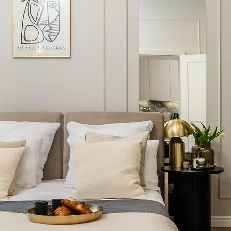 2x Perfect Old Town 5min Main Market Square Ac Wifi Parking Balcony